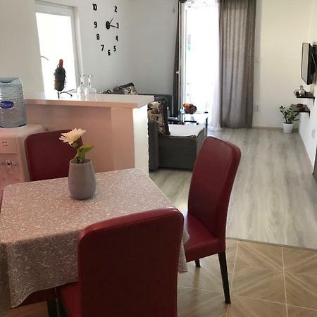 شقة Apartman Djordje 1 بودفا المظهر الخارجي الصورة